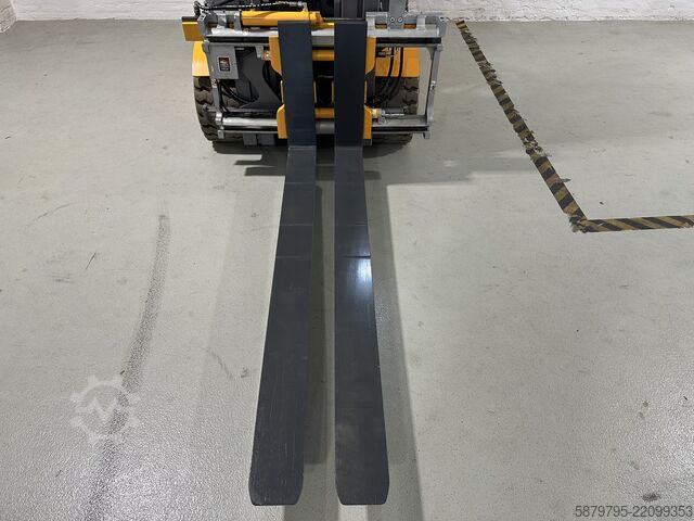 Empilhador Jungheinrich EFG S30