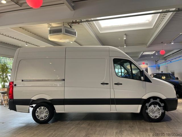 Slēgtais furgons VOLKSWAGEN Crafter 2,0 TDI Kasten *Klima*AHK*Garantie*Euro6