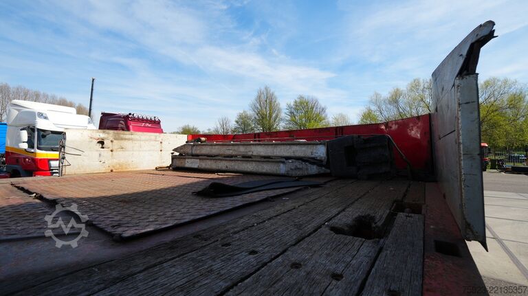 Semi carregador baixo Nooteboom MCO-48-03V 3 axle semi low loader extendable
