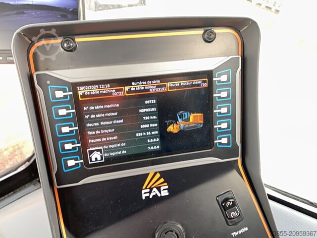 Cippatura del legno FAE PT475 Forestry Mower / Tracked Carrier with Mulcher