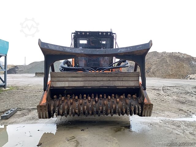 Cippatura del legno FAE PT475 Forestry Mower / Tracked Carrier with Mulcher