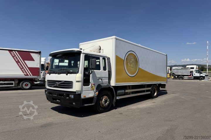Camión caja Volvo FL6H-250 4x2 Koffer/HB / Swiss-Vehicle