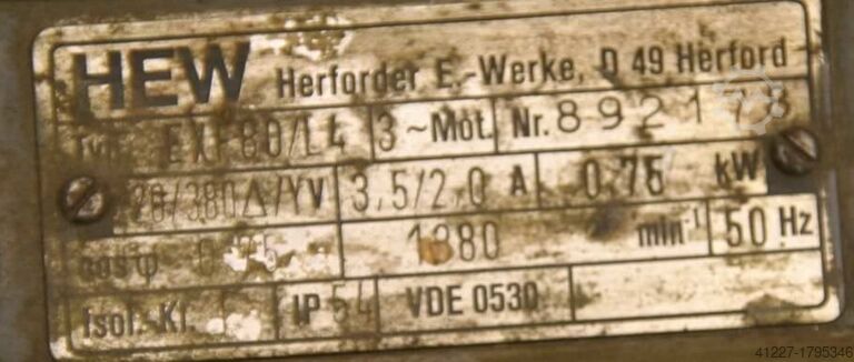전기 모터 0.75kW 1380rpm HEW EXF80/L4