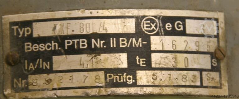 전기 모터 0.75kW 1380rpm HEW EXF80/L4