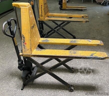 Hochhubwagen Jungheinrich