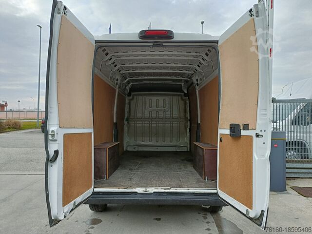 Furgonetă FIAT Ducato 35