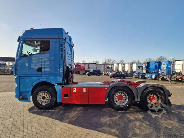 Standard-SZM MAN TGX 33.510 6x4 - Facelift - Low km 252Tkm - Nav...