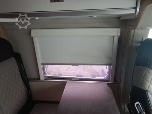 Xe caravan/xe cắm trại Fiat Weinsberg Carabus 600 K | 4 posti letto | Completamente attrezzato