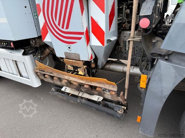 Smećarski kamion MERCEDES-BENZ Antos 2533 Seitenlader Zoeller SLF XL