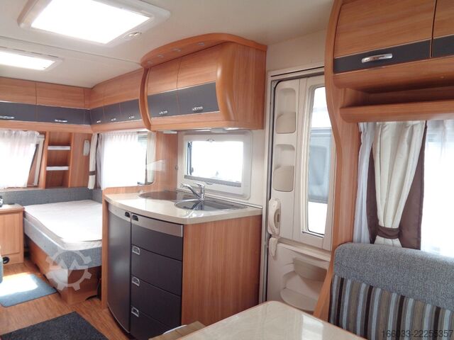 Wohnwagen HOBBY de luxe 490 UL *Einzelbetten*2 Vorzelte*Mover*