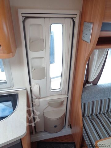 Wohnwagen HOBBY de luxe 490 UL *Einzelbetten*2 Vorzelte*Mover*
