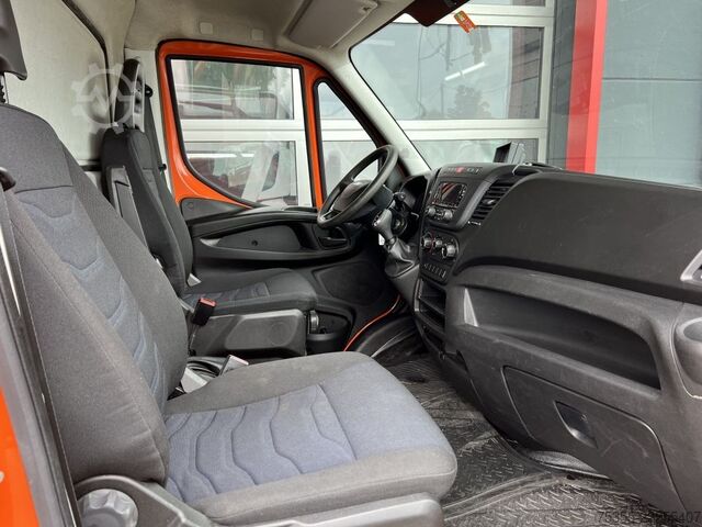 Boxvogn IVECO Daily 35S14A Hi-Matic Klima 4,35m Kamera 1-Hand