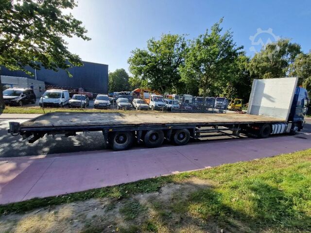 Memuat platform Schmitz Cargobull SCS 27