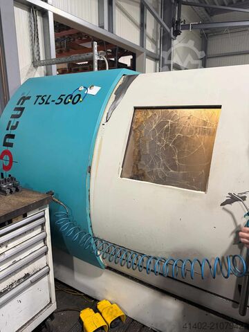 CNC svarv- och fräscenter Saeilo Contur TSL 500