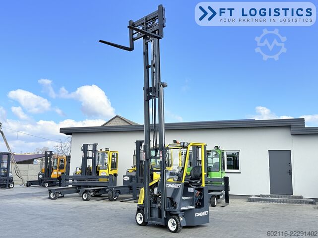 Fyrvägstruck Combilift CB2500 GAS TRIPLEX 4900 FORK POSITIONER