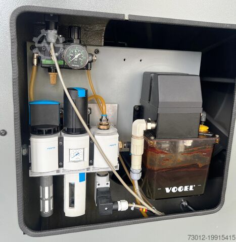 Centru universal de prelucrare DMG DMU 50 T