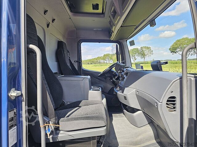Valise MERCEDES-BENZ ATEGO 818