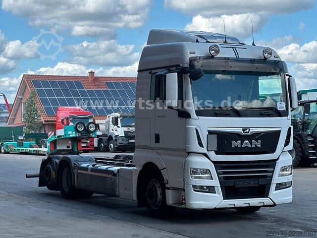 שלדת משאית MAN TGX 26.500 6x2 Lenk-/Lift, Fahrgestell