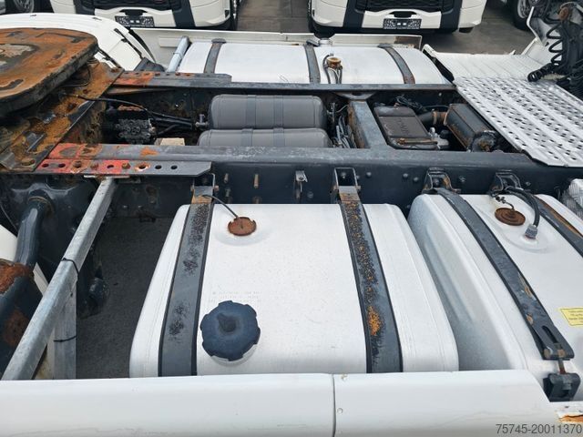 Standard SZM SCANIA R 420 * ACC * RETARDER * 2X TANK * STANDHEIZUNG