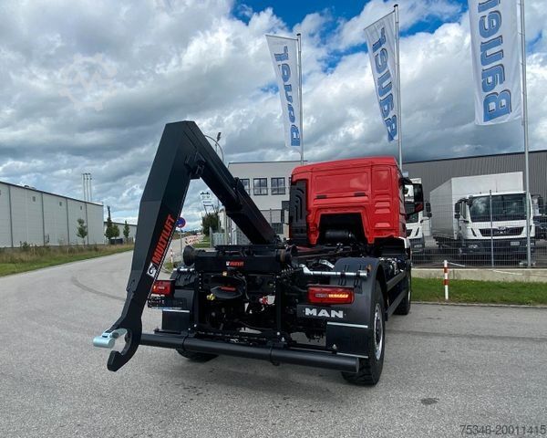 Otros MAN TGM 18.250 4x4 /Abroller/Hiab/NL 9 to/3-Sitze
