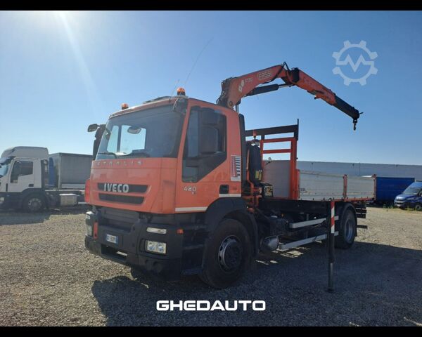 Standard trækkerunit IVECO AD190D42 - CASSONE RIB. TRILATERALE CON GRU DIETRO CABINA