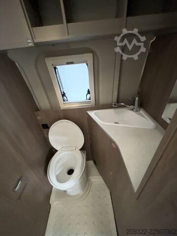 Kamp prikolica/kamper 2024 Peugeot Boxer | Manuale | Completamente Accessoriato