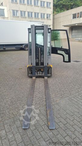 Carretilla elevadora Jungheinrich EFG 216k SP G+E 440 DZ