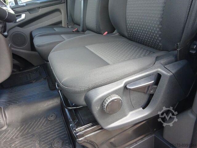 Furgon blaszak FORD Transit Custom Kasten 300 L1H1 Trend 130PS