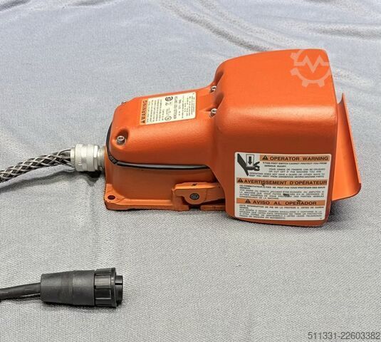 Thiết bị phun đá khô DrDryice Cold Jet / Aero serie Foot Switch: part 2G1070