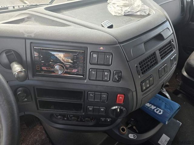 Zapreminski vučni traktor DAF XF 460 LL SSC, ZF Intarder, Standklima