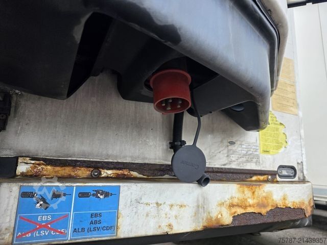 Kühlauflieger SCHMITZ CARGOBULL Tiefkühler, 3 Kammern, Lift, LBW, SCB*S3B