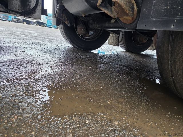 Kühlauflieger SCHMITZ CARGOBULL Tiefkühler, 3 Kammern, Lift, LBW, SCB*S3B