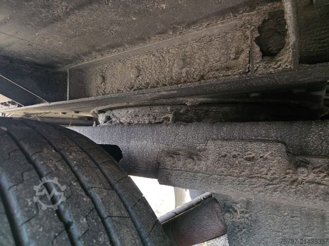 Kühlauflieger SCHMITZ CARGOBULL Tiefkühler, 3 Kammern, Lift, LBW, SCB*S3B