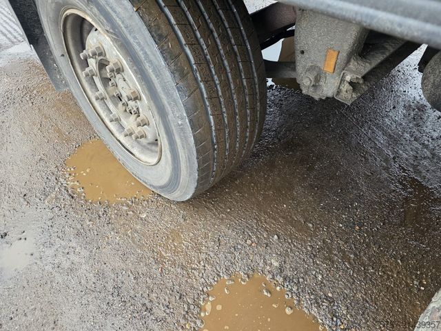 Kühlauflieger SCHMITZ CARGOBULL Tiefkühler, 3 Kammern, Lift, LBW, SCB*S3B