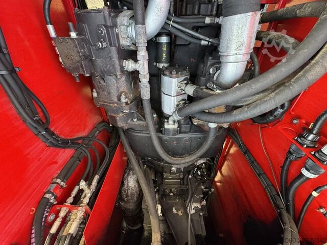 पूरा कंटेनर स्टेकर तक पहुँचता है CVS Ferrari F481