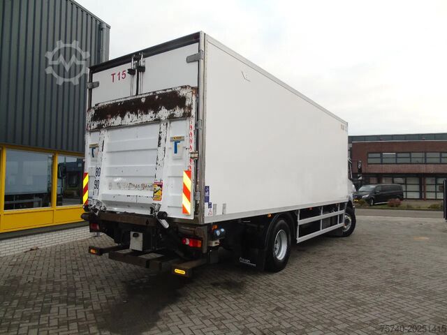 Jäähdytetyt/pakastetut kuljetukset Mercedes-Benz Axor 1829 + CARRIER SUPRA 950 + LIFT + ATP + EU...