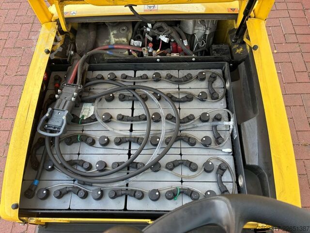 Xe nâng điện 3 bánh Hyster J 2.0 XNT MWB