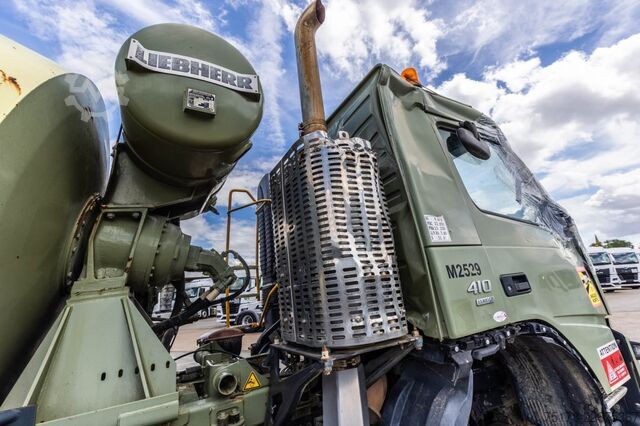 Blender VOLVO FMX 410+LIEBHERR