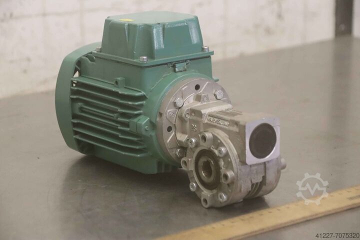 Getriebemotor: 0,09 kW 138 U/min Varvel SRS02810G314