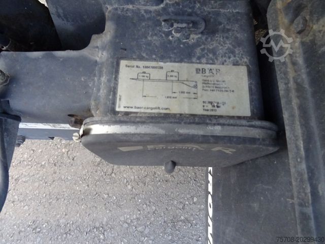 Remorcă carosată KRONE 2Achs Schwenkwand*7,3 m*2 to LBW*technisch Top!!