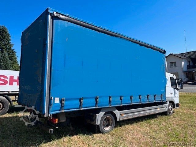 Transporter mit Pritsche & Plane MERCEDES-BENZ 817 - langes Haus - Schiebeplane links & rechts