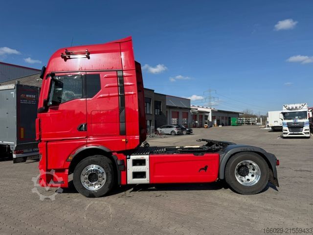 Vakio vetoauto MAN TGX 18.510 4x2 BL Top Zustand ADR geeignet