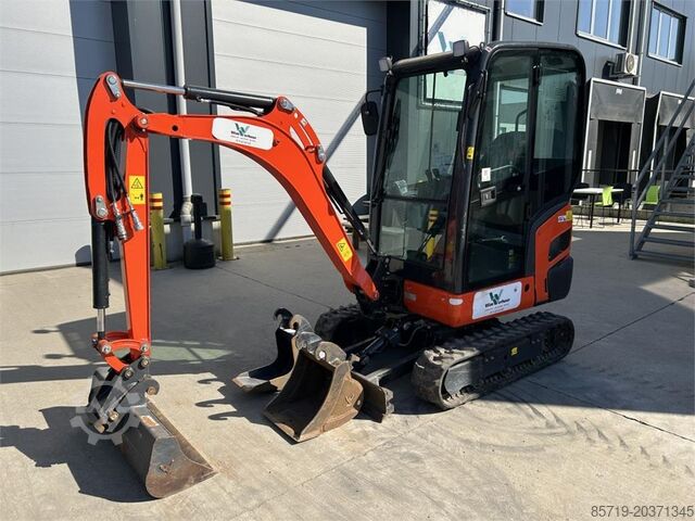 Mini-pelle Kubota KX019-4 HI (9417)