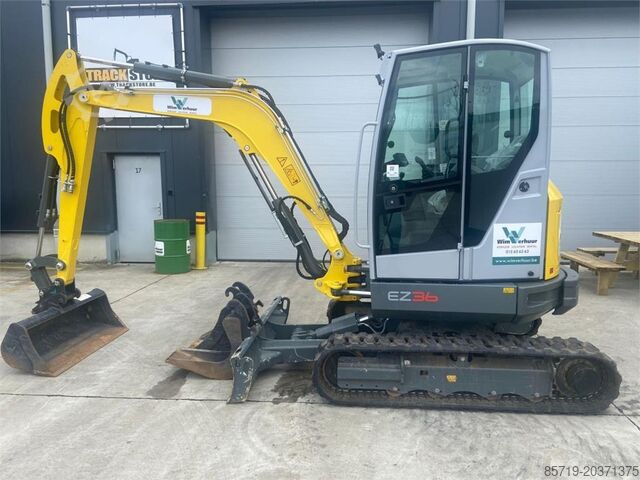 Mini ekskavatorius Wacker Neuson EZ36 (9981)