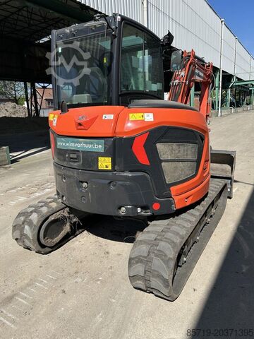 Mini-pelle Kubota U50-5 (9613)