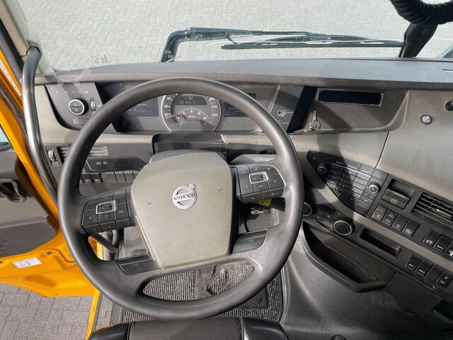 معيار SZM Volvo FH 500 6x4 / BIG Axles / PTO-Hydraulics / APK-T...