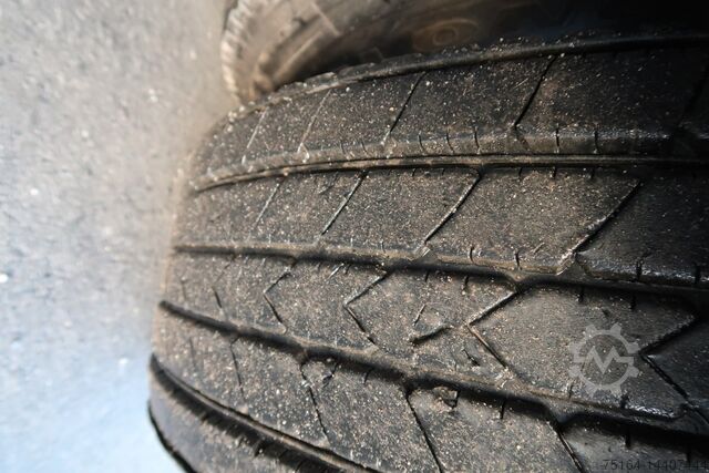 Njësia standarde e traktorit MAN 28.480 6x2-2 BLS