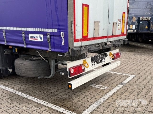 방수포가 설치된 오픈 세미트레일러 Schmitz Cargobull Curtainsider Standard