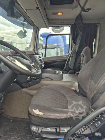 Standardni traktor DAF CF 480 FT