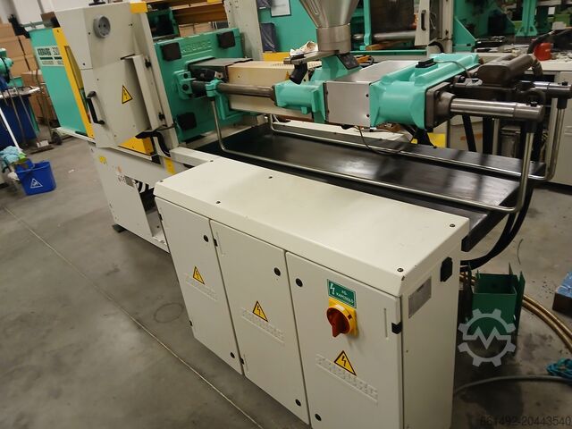 Stroj za brizganje Arburg 320C 600-250